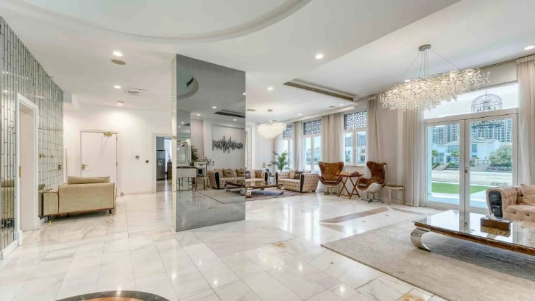 Mẹo Chọn Gạch Cho Nhà Biệt Thự Cao Cấp - Bí Quyết Tạo Không Gian Đẳng Cấp