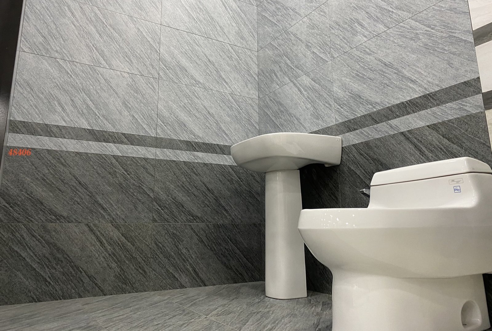 Gạch ốp lát 40x80 Apodio 48306 - 48406 pc